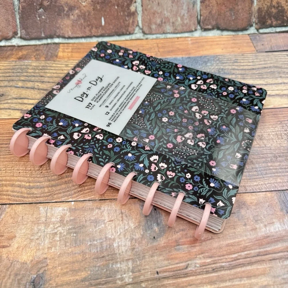 Maggie Holmes Day-To-Day 9 Disc Undated Planner Floral Black Pink Datebook